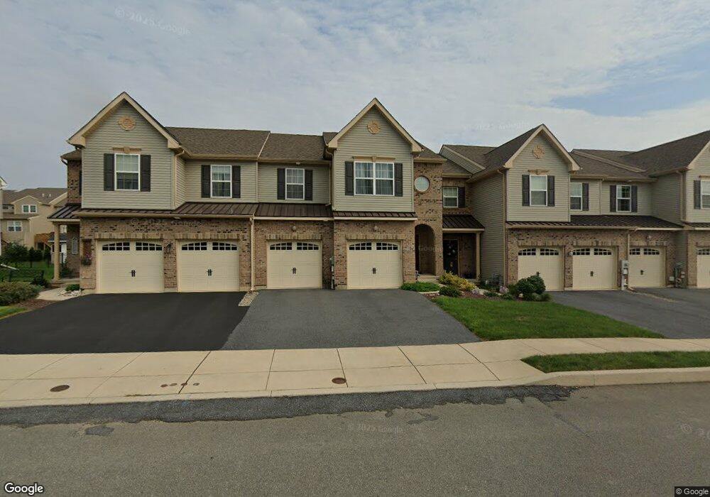 701 Mulberry Dr, Nazareth, PA 18064 - photo 1