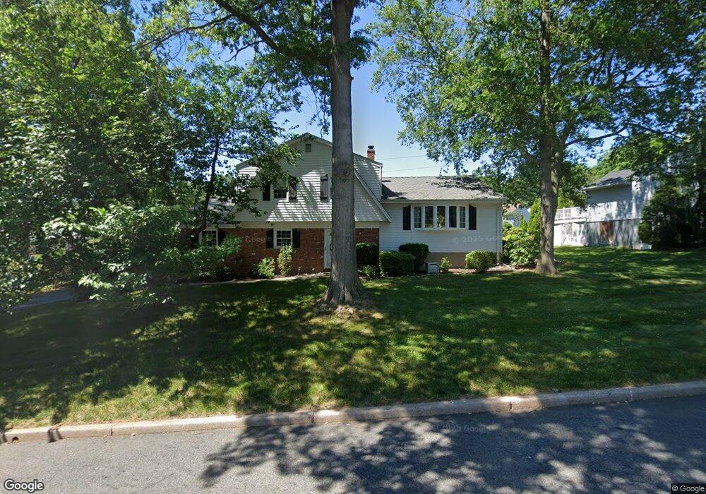 4 Azalea Ln, Montvale, NJ 07645 - photo 1