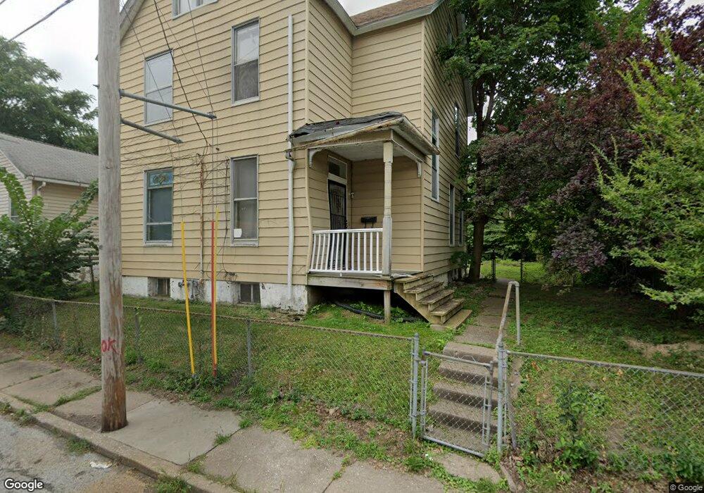 623 W 9th St, Davenport, IA 52803 - photo 1