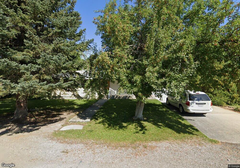 318 E 4th Ave N, Columbus, MT 59019 - photo 1