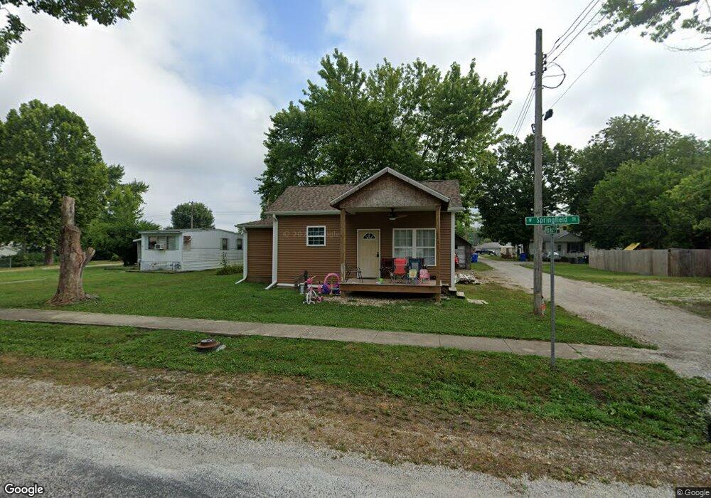 251 W Springfield St, Virginia, IL 62691 - photo 1