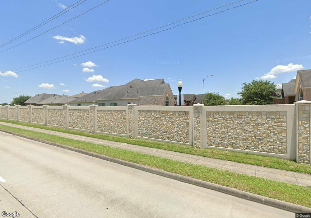 10530 Pleasant Villas Ln, Houston, TX 77075 - photo 1
