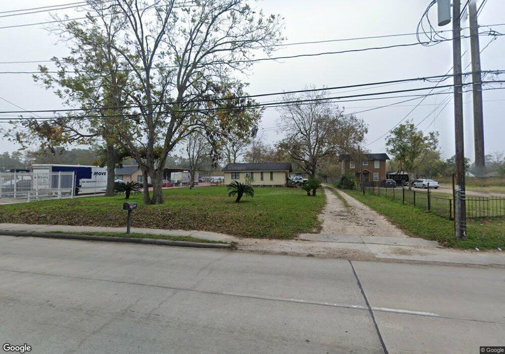1721 W Little York Rd, Houston, TX 77091 - photo 1