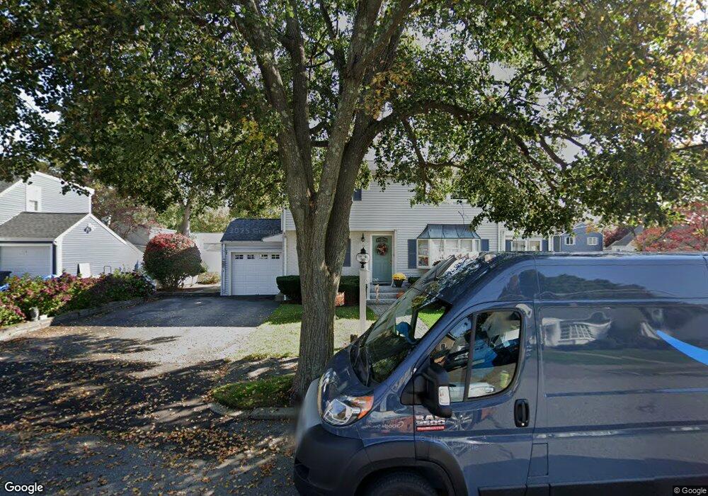 70 Colonial Ave, Waltham, MA 02453 - photo 1