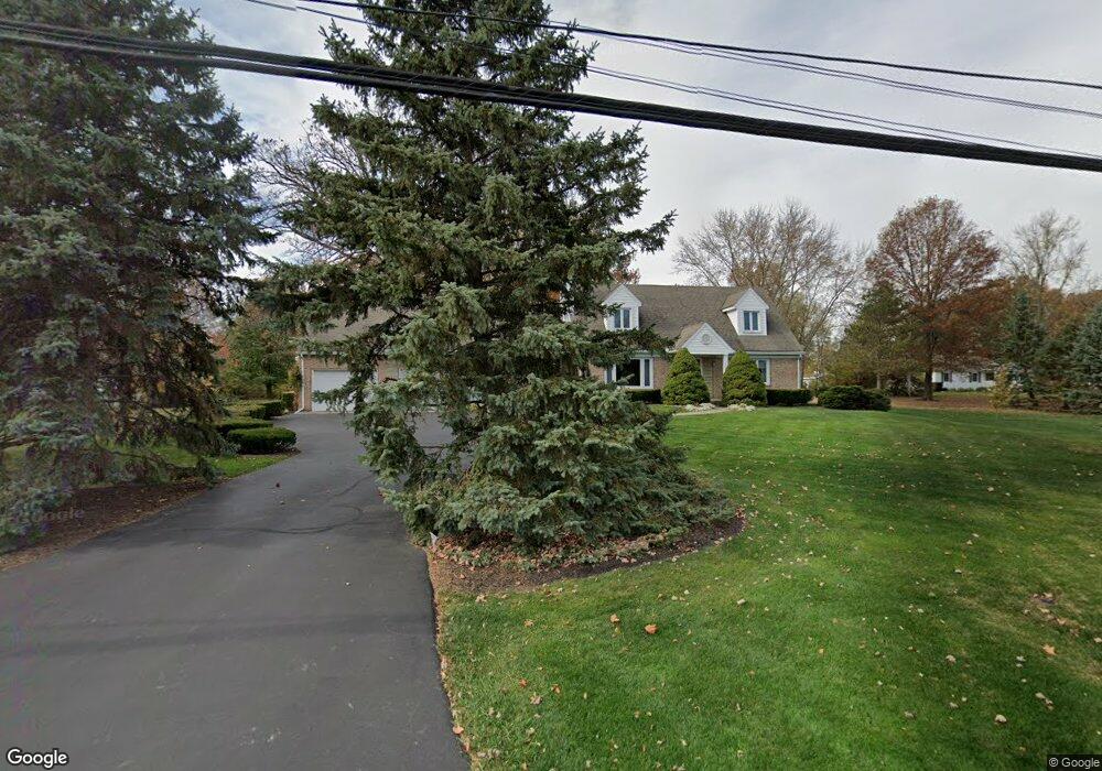 2828 Yoakam Rd, Lima, OH 45806 - photo 1