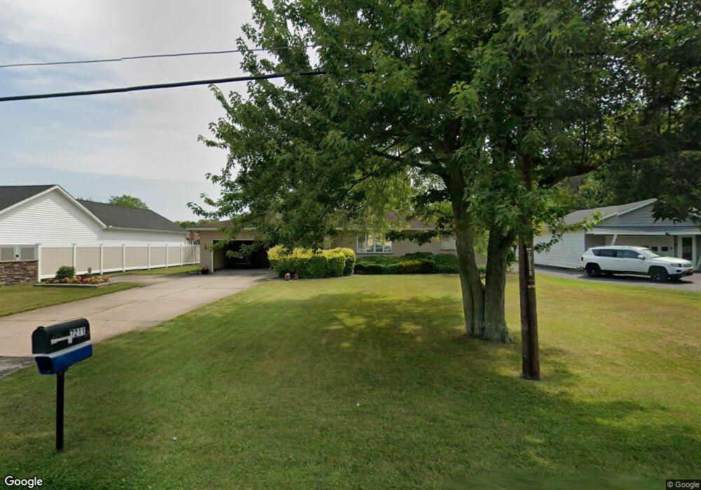 7211 Witmer Rd, North Tonawanda, NY 14120 - photo 1