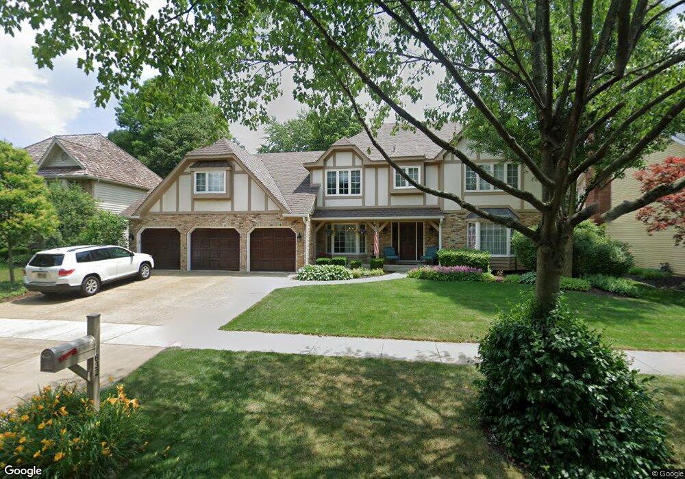 632 Balmoral Cir, Naperville, IL 60540 - photo 1