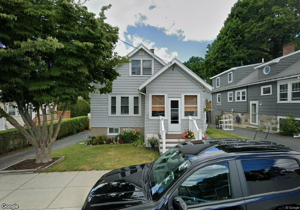11 Pender St, West Roxbury, MA 02132 - photo 1