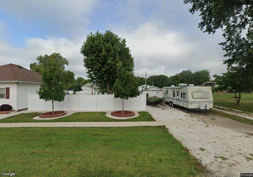 151 N Job St, Virginia, IL 62691 - photo 1