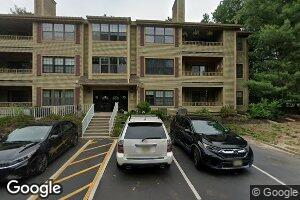 1511 Stoneridge Cir, Helmetta, NJ 08828