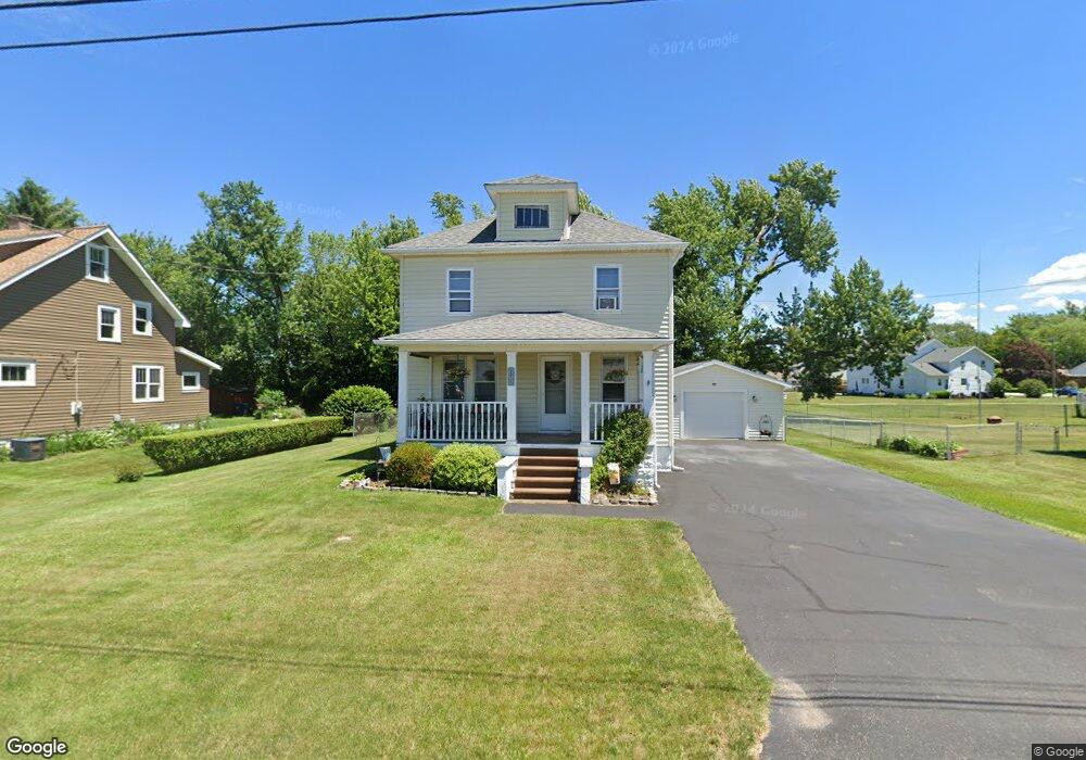 2835 Hampshire Rd, Erie, PA 16506 - photo 1