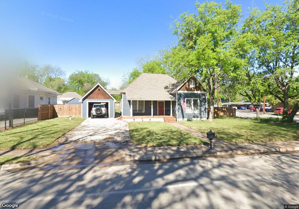 402 S Waco St, Weatherford, TX 76086 - photo 1