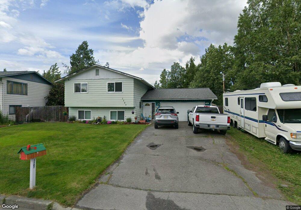 1707 Dimond Dr, Anchorage, AK 99507 - photo 1
