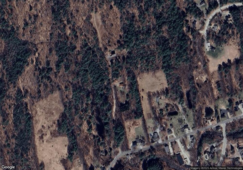 137 Concord Stage Rd, Weare, NH 03281 - photo 1