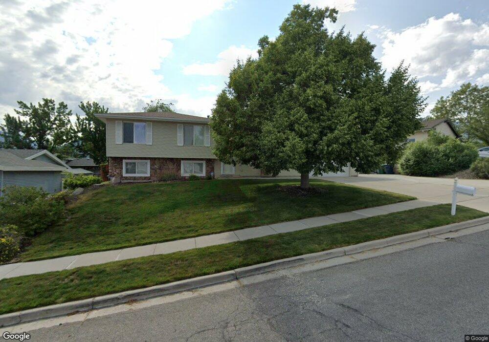 8689 Ida Ln, Sandy, UT 84093 - photo 1