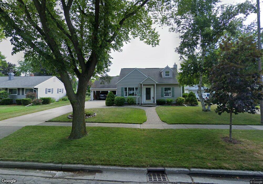 335 Kern St, Frankenmuth, MI 48734 - photo 1