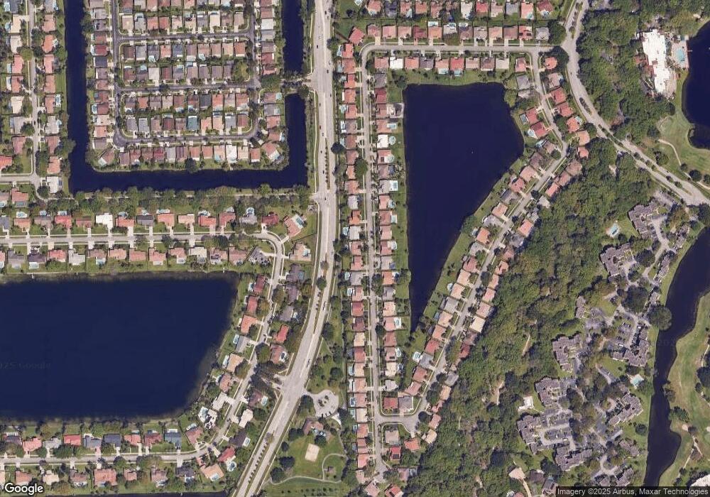 1721 W Oak Knoll Cir, Davie, FL 33324 - photo 1