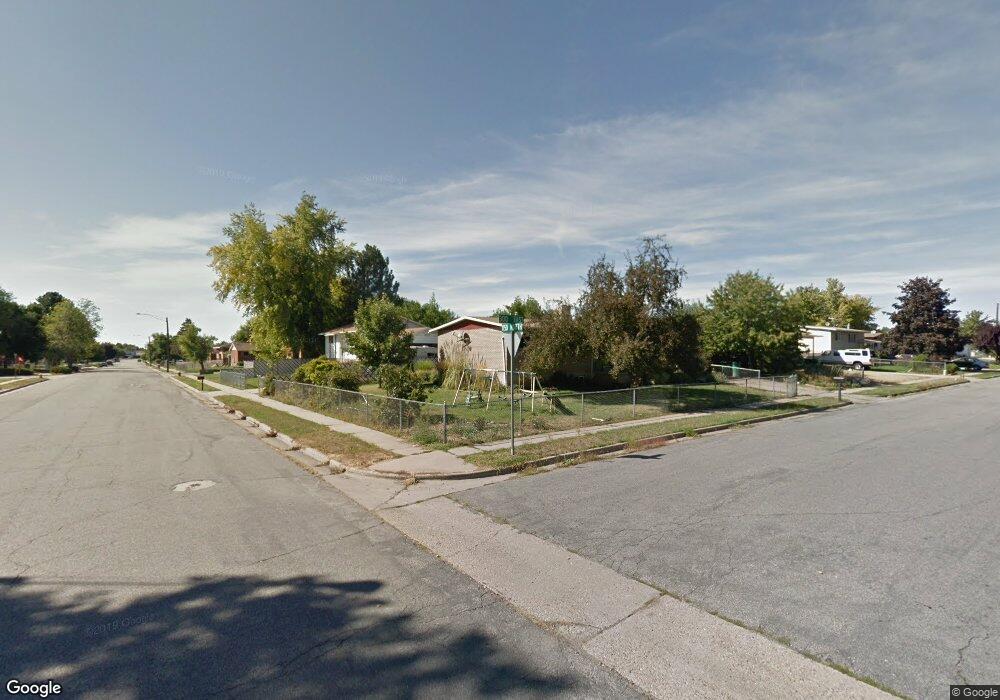 1139 N 300 E, Layton, UT 84041 - photo 1