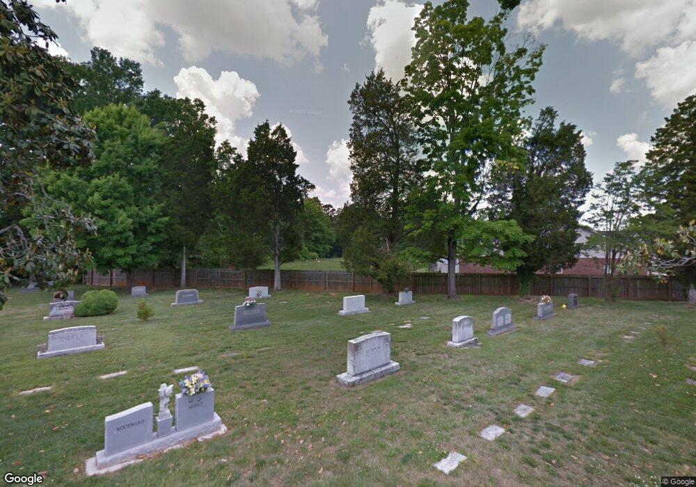 904 Davie Ave unit D, Statesville, NC 28677 - photo 1