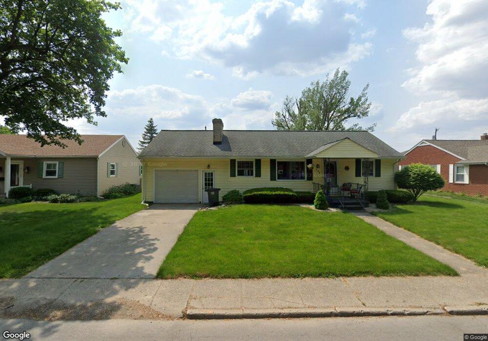 304 Morningside Dr, Nappanee, IN 46550 - photo 1