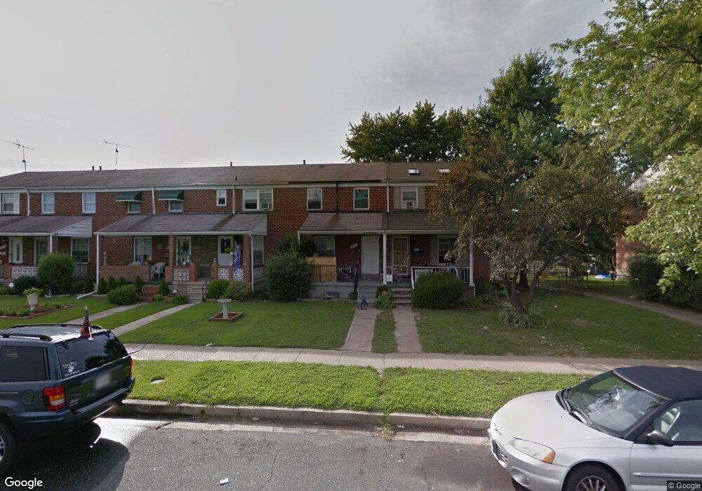 956 Middleborough Rd, Essex, MD 21221 - photo 1