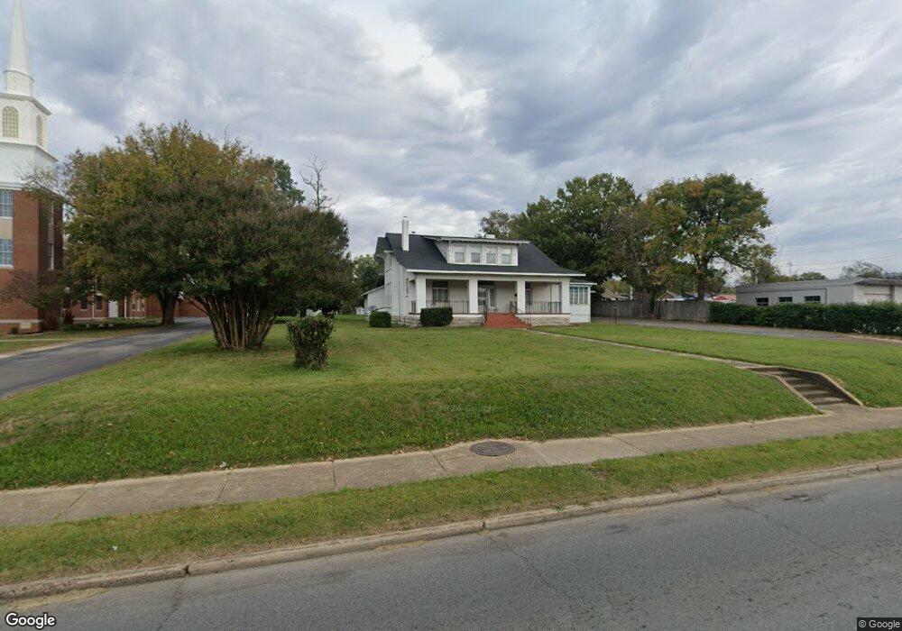 317 Madison St, Shelbyville, TN 37160 - photo 1