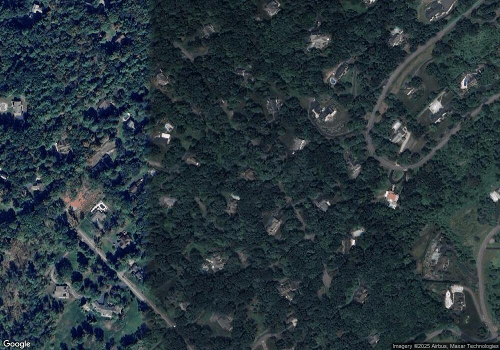 915 Timber Grove Rd, Shavertown, PA 18708 - photo 1