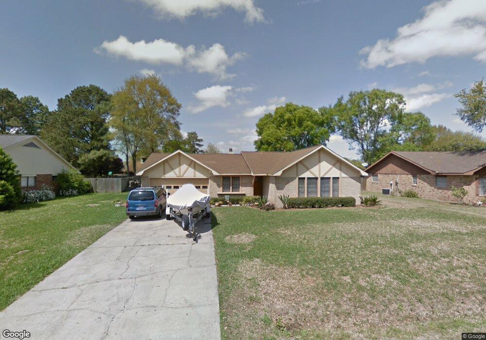 1506 W Autumnwood Ln, Lake Charles, LA 70605 - photo 1