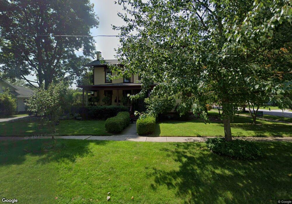 221 N Division St, Marshall, MI 49068 - photo 1