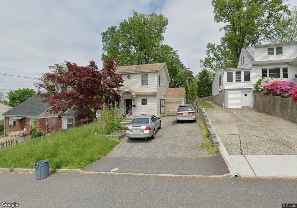 57 Crest Dr N, Cresskill, NJ 07626 - photo 1