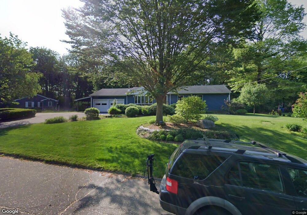 10 Sutton Place, Trumbull, CT 06611 - photo 1