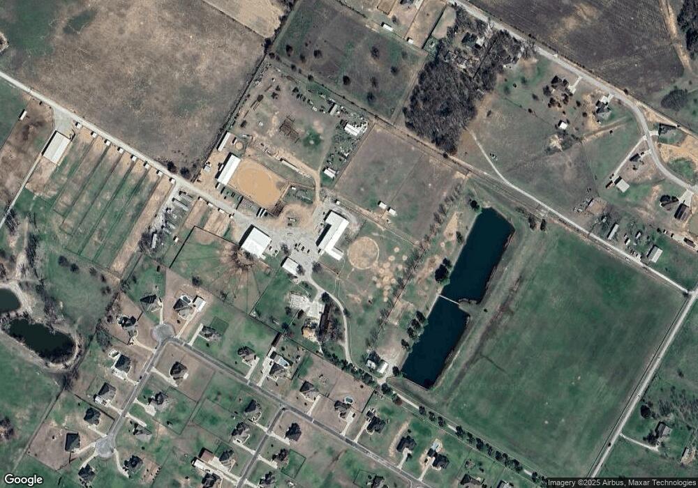 900 Taylor Rd, Weatherford, TX 76087 - photo 1