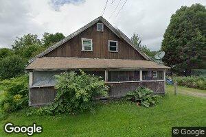 32 Meadow St, Island Pond, VT 05846