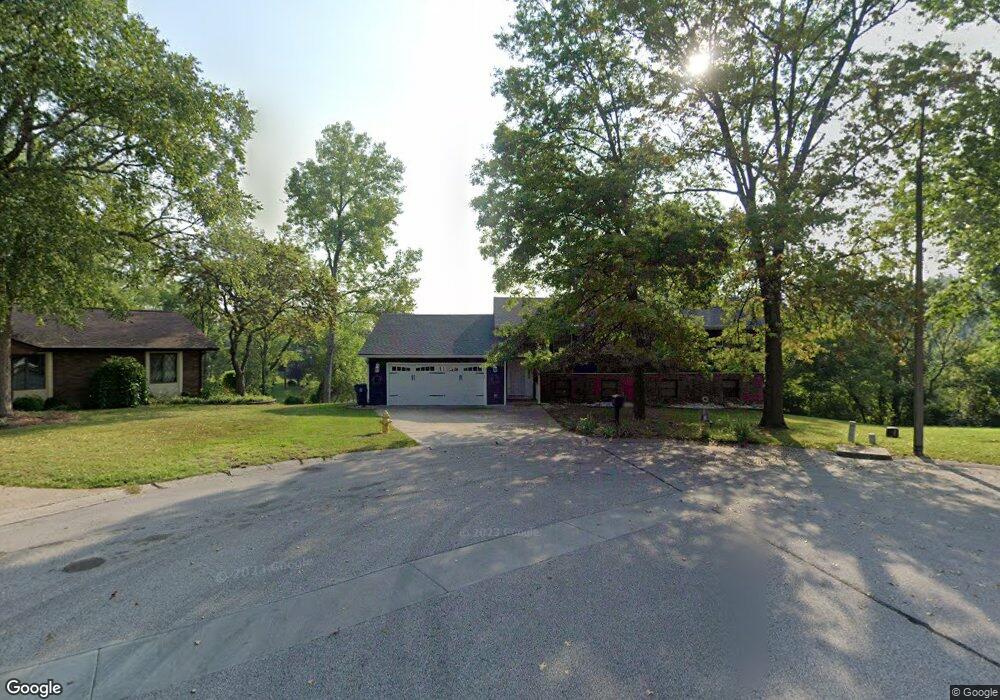 1020 Pine Lake Rd, Collinsville, IL 62234 - photo 1