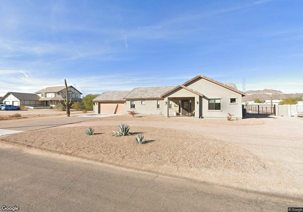 10224 E Fenimore Rd, Mesa, AZ 85207 - photo 1