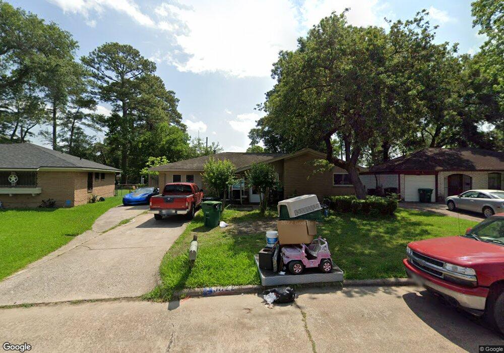 9822 Degas Ln, Houston, TX 77016 - photo 1