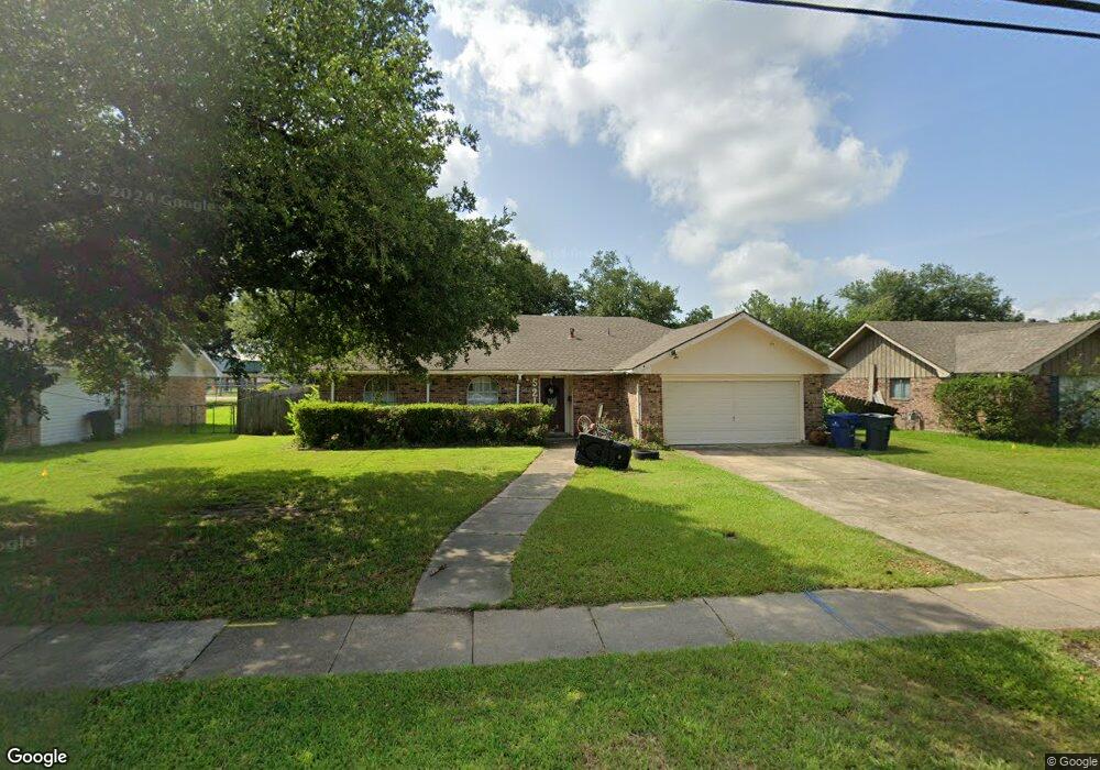 521 University Dr, Lake Charles, LA 70605 - photo 1