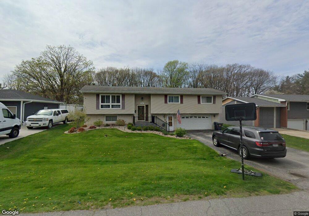 8608 Dewey St, Crown Point, IN 46307 - photo 1