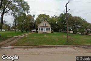 504 E Farmer Ave, Howard, SD 57349