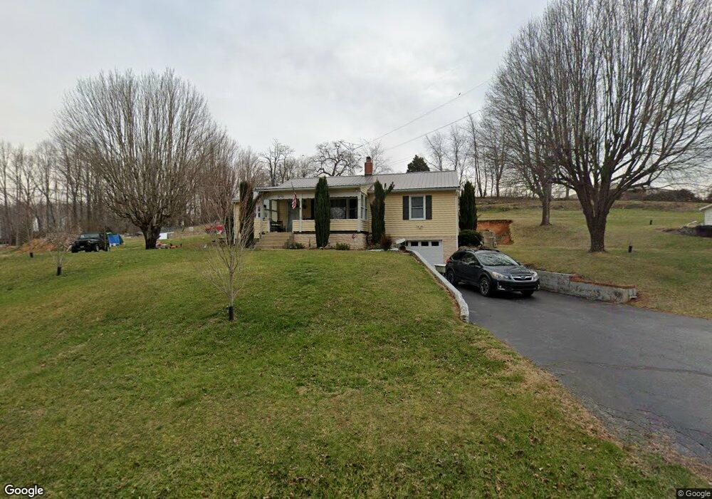 195 Greenlee Rd, Johnson City, TN 37601 - photo 1