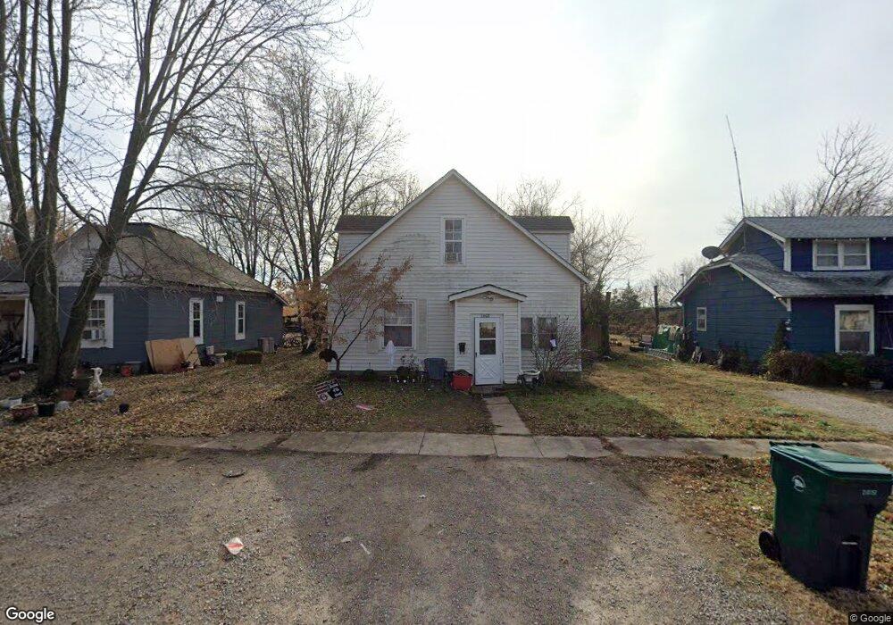 1608 Wilson Ave, Parsons, KS 67357 - photo 1