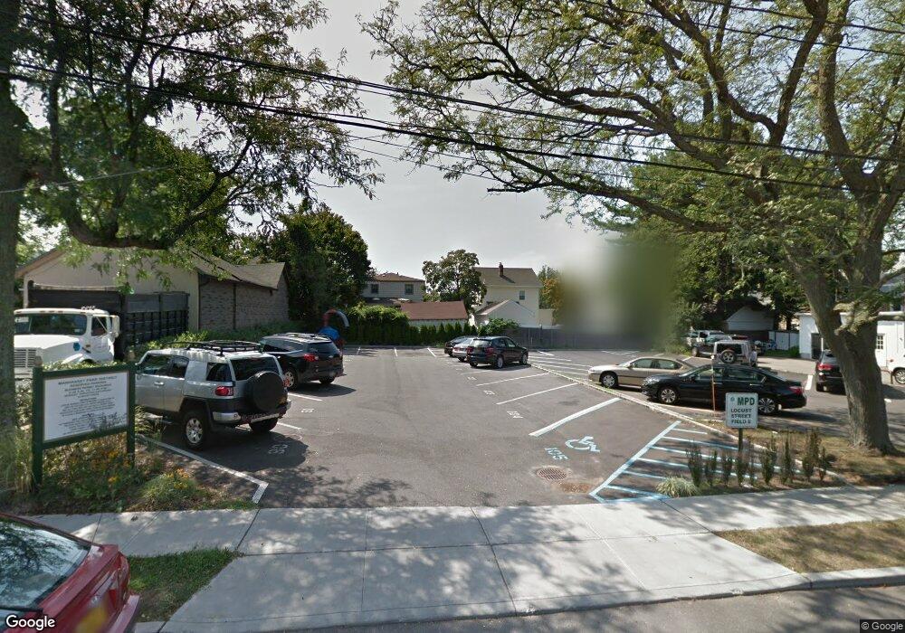 61 Locust St, Manhasset, NY 11030 - photo 1