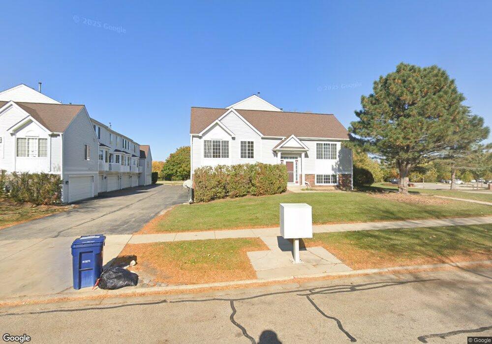 2212 Dawson Ln unit 305, Algonquin, IL 60102 - photo 1