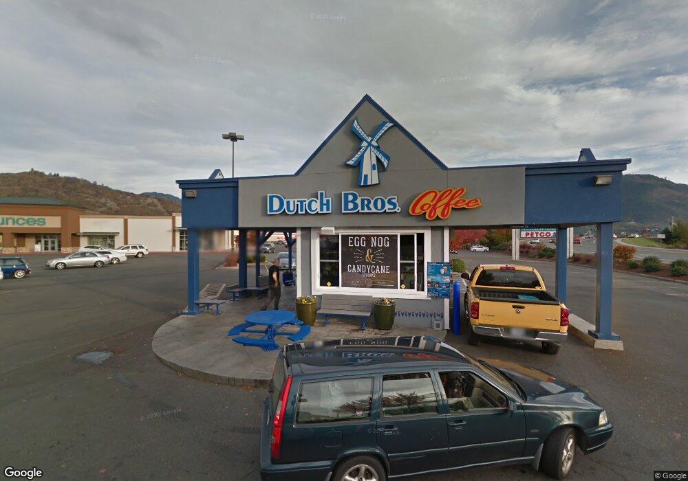 1101 NE D St, Grants Pass, OR 97526 - photo 1