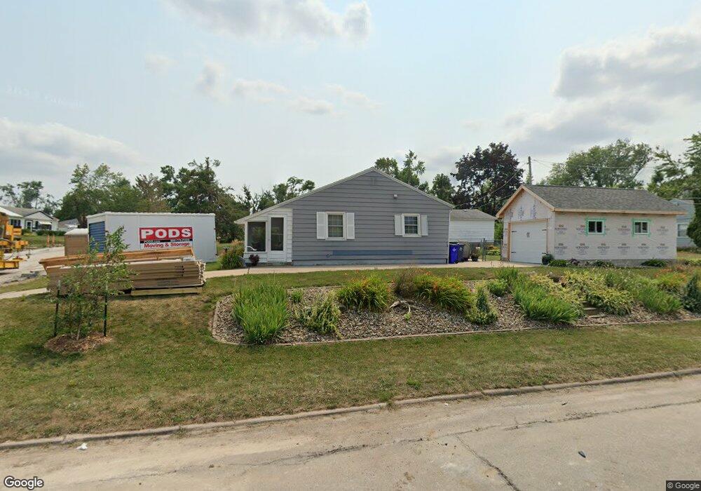 2200 9th Ave SW, Cedar Rapids, IA 52404 - photo 1