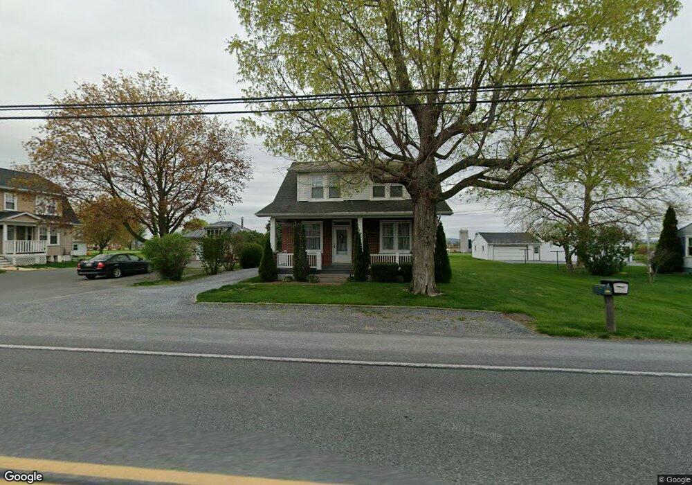975 W Main St, New Holland, PA 17557 - photo 1