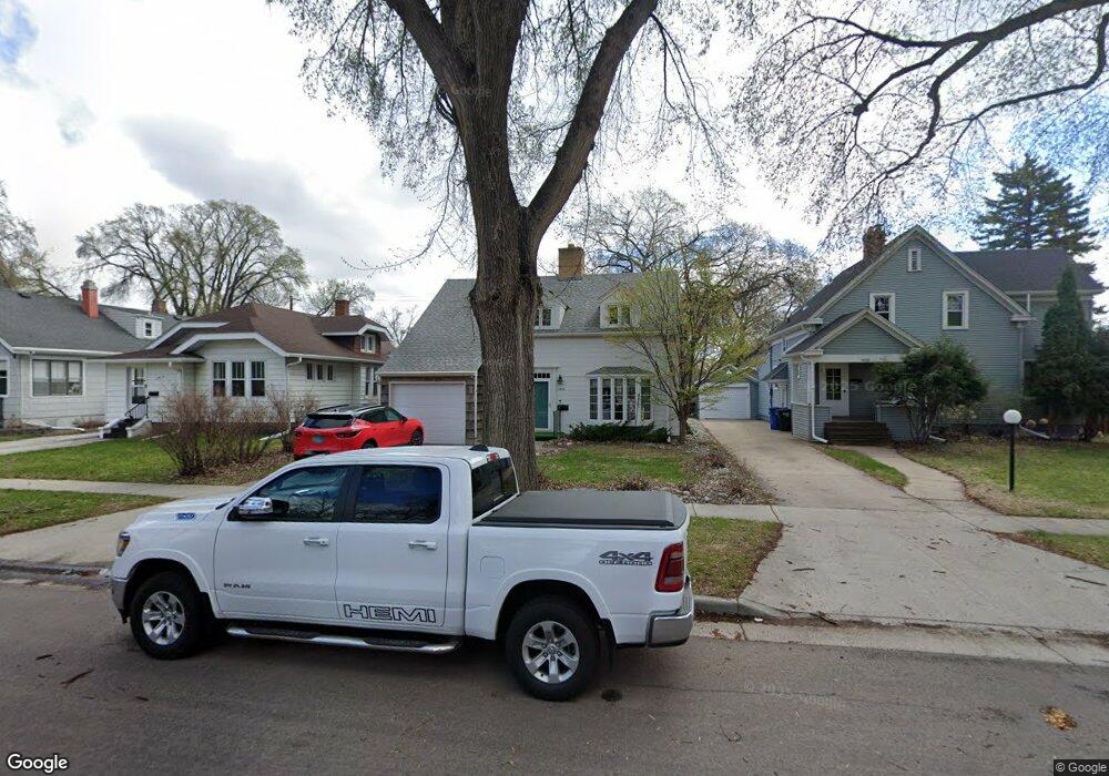 1414 6th St S, Fargo, ND 58103 - photo 1