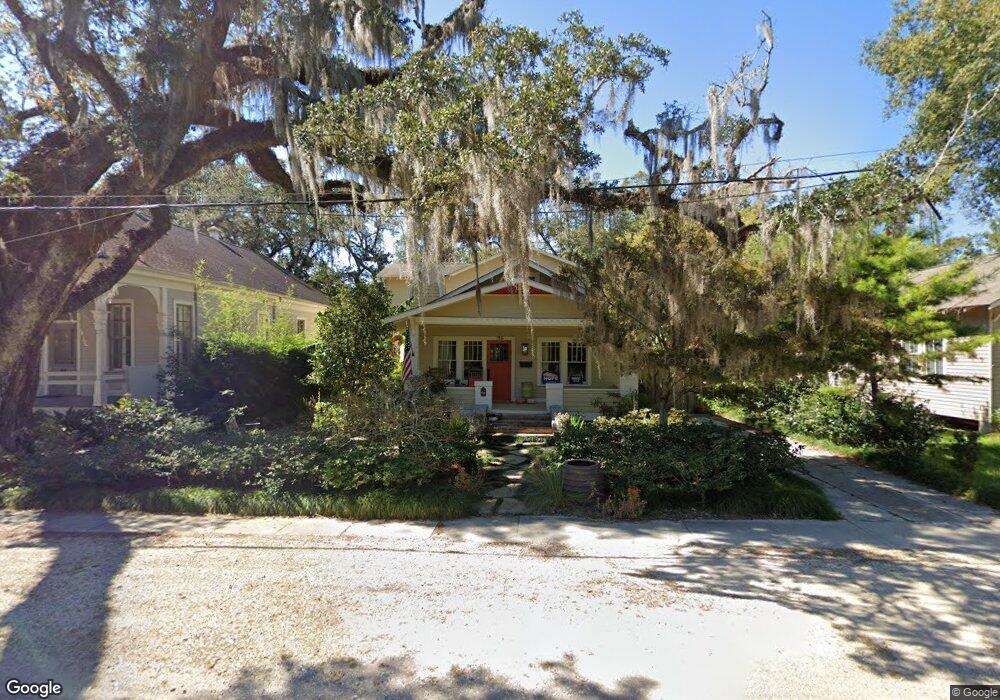 135 N New Hampshire St, Covington, LA 70433 - photo 1