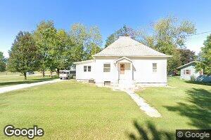 828 S Indiana St, Ashmore, IL 61912