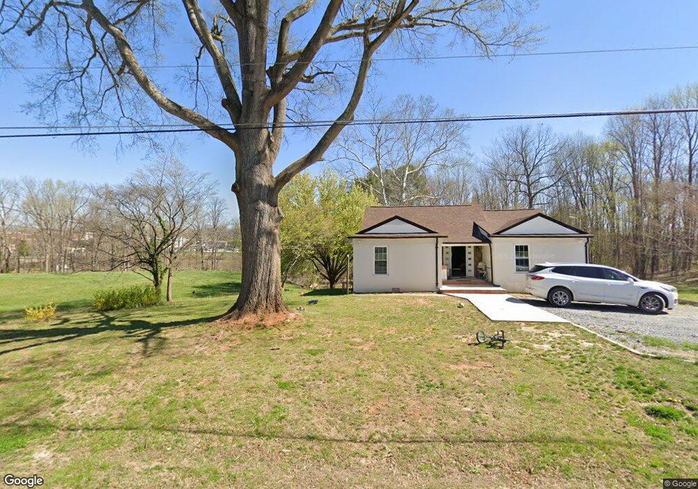 305 S Cedar Ave unit 1, Siler City, NC 27344 - photo 1